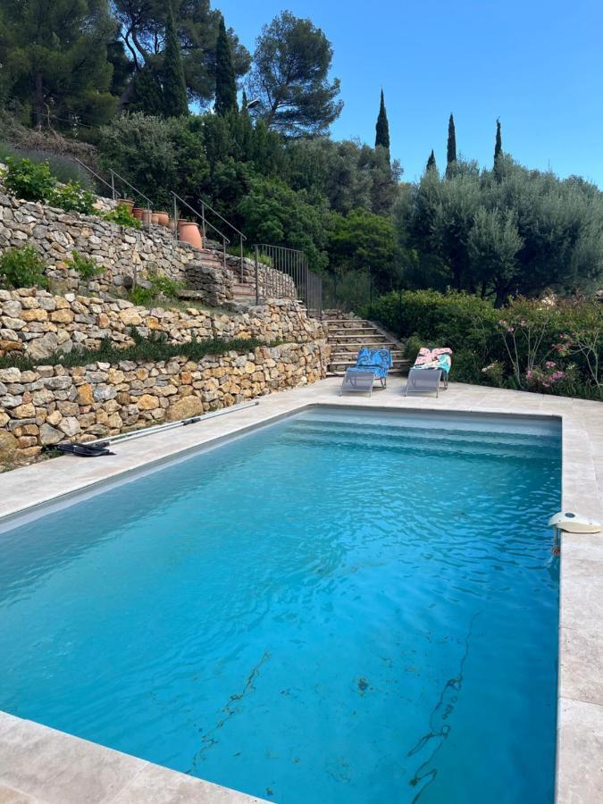 Hauteurs De Toulon : Charmant Studio Piscine Ngoại thất bức ảnh