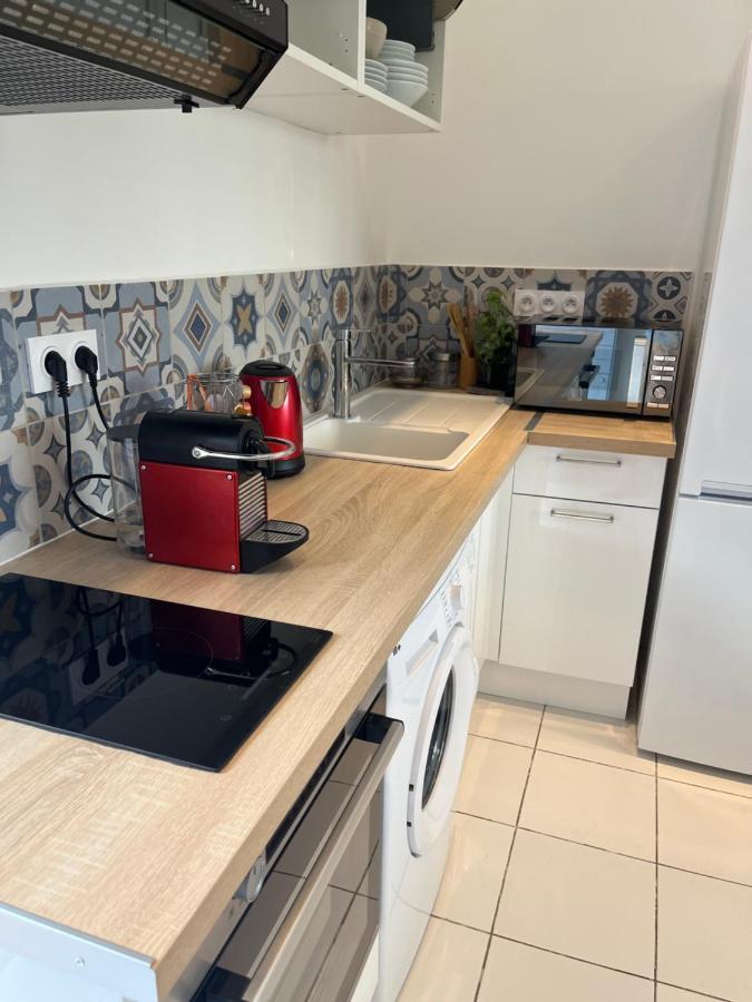 Hauteurs De Toulon : Charmant Studio Piscine Ngoại thất bức ảnh