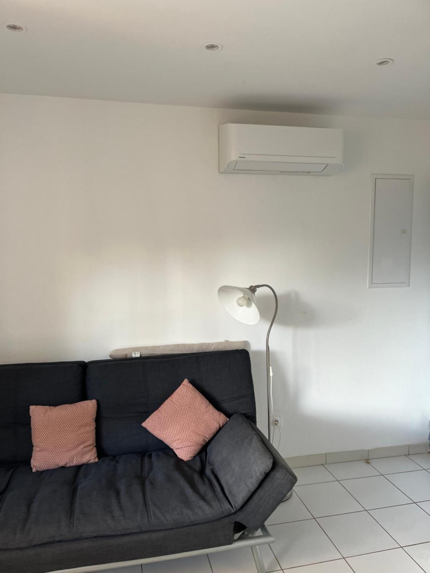 Hauteurs De Toulon : Charmant Studio Piscine Ngoại thất bức ảnh